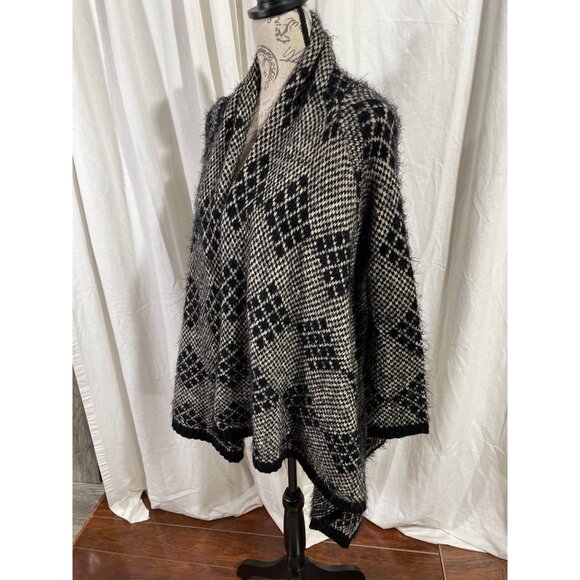 BCBGmaxazria Cascading Open Cardigan Eyelash Sweater Geometric Pattern Pockets L - Picture 9 of 10